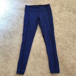 Lululemon Athletica SZ 6,blue/black athletic leggings.